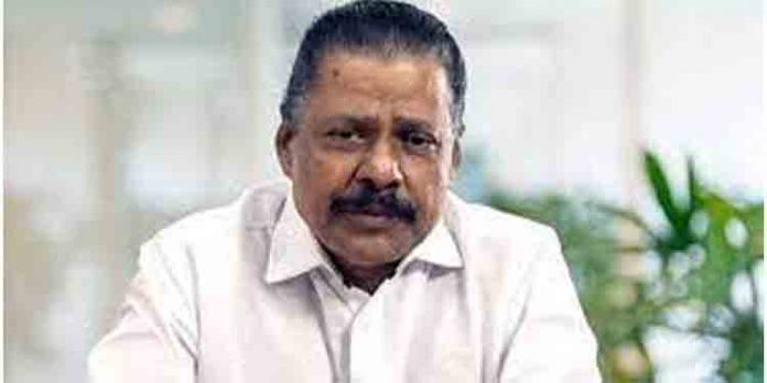 മദ്യത്തിന്റെ വില കൂട്ടൂന്ന കാര്യം ഇപ്പോള് തീരുമാനിച്ചിട്ടില്ലെന്ന് എം.വി ഗോവിന്ദന് മാസ്റ്റര് മദ്യത്തിന്റെ വില കൂട്ടൂന്ന കാര്യം ഇപ്പോള് തീരുമാനിച്ചിട്ടില്ലെന്ന് എം.വി ഗോവിന്ദന് മാസ്റ്റര്
