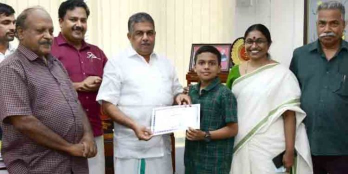 കേരള ഭാഷാ ഇന്സ്റ്റിറ്റ്യൂട്ട് നടത്തിയ ജാപ്പാനീസ് കോഴ്സ് സര്ട്ടിഫിക്കറ്റ് വിതരണം കേരള ഭാഷാ ഇന്സ്റ്റിറ്റ്യൂട്ട് നടത്തിയ ജാപ്പാനീസ് കോഴ്സ് സര്ട്ടിഫിക്കറ്റ് വിതരണം