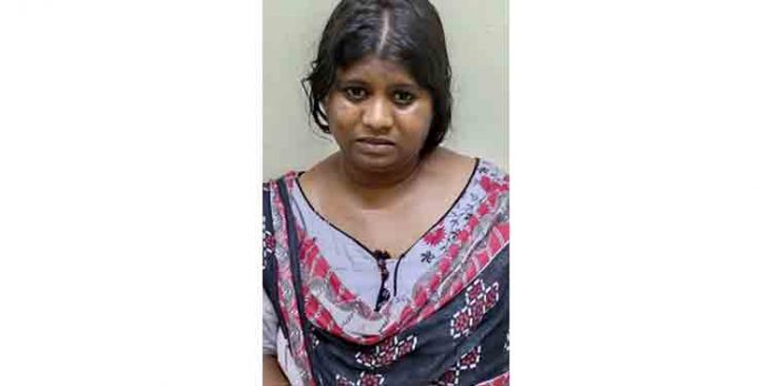 ബസ് യാത്രക്കിടെ യുവതിയുടെ മാല പൊട്ടിച്ച തമിഴ്നാട് സ്വദേശിനി പിടിയിൽ ബസ് യാത്രക്കിടെ യുവതിയുടെ മാല പൊട്ടിച്ച തമിഴ്നാട് സ്വദേശിനി പിടിയിൽ