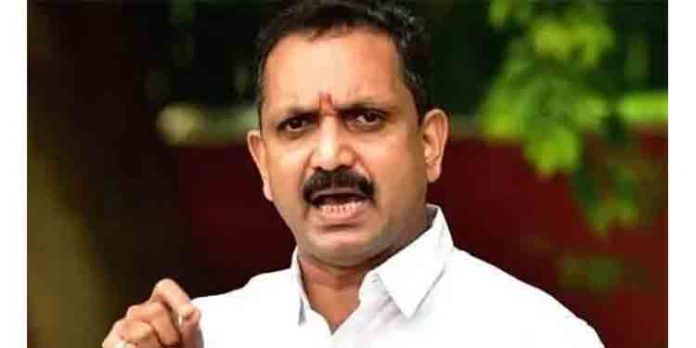 ജനവികാരത്തിന് മുമ്പിൽ പിണറായി മുട്ടു മടക്കി ; കെ-റെയിൽ കല്ലിടൽ നിർത്തിയതിൽ കെ സുരേന്ദ്രൻ ജനവികാരത്തിന് മുമ്പിൽ പിണറായി മുട്ടു മടക്കി ; കെ-റെയിൽ കല്ലിടൽ നിർത്തിയതിൽ കെ സുരേന്ദ്രൻ
