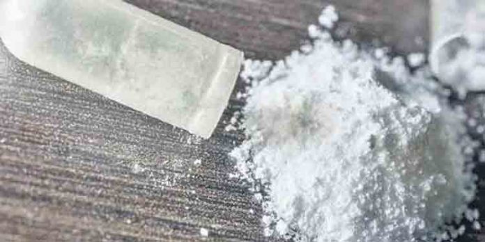 എംഡിഎംഎയുമായി കായിക അധ്യാപകര് പിടിയില് എംഡിഎംഎയുമായി കായിക അധ്യാപകര് പിടിയില്