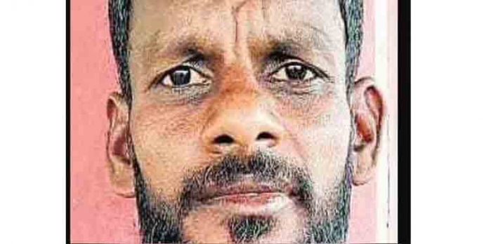 മദ്യപാനത്തെ ചോദ്യം ചെയ്ത പെണ്മക്കളെ അച്ഛന് അടിച്ചുകൊന്നു മദ്യപാനത്തെ ചോദ്യം ചെയ്ത പെണ്മക്കളെ അച്ഛന് അടിച്ചുകൊന്നു