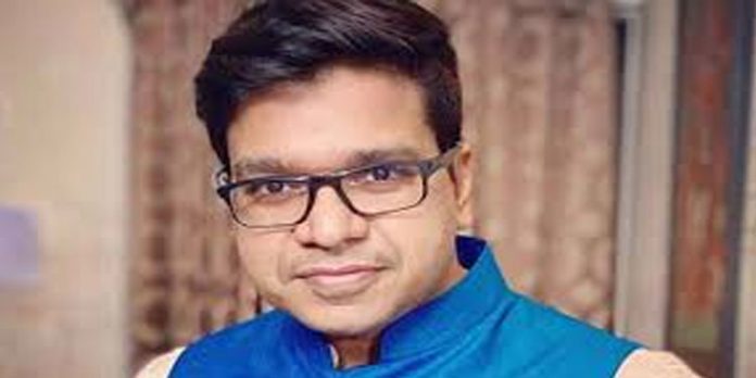 പിണറായി സര്ക്കാര് ഇന്ധന വില കുറച്ചില്ല ജനങ്ങളെ കബളിപ്പിക്കുന്നു ; രാഷ്ട്രീയ നിരീക്ഷകന് ശ്രീജിത്ത് പണിക്കര് പിണറായി സര്ക്കാര് ഇന്ധന വില കുറച്ചില്ല ജനങ്ങളെ കബളിപ്പിക്കുന്നു ; രാഷ്ട്രീയ നിരീക്ഷകന് ശ്രീജിത്ത് പണിക്കര്