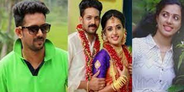 വിസ്മയ മരിച്ച കേസില് പ്രതി കിരണ് കുമാര് കുറ്റക്കാരനെന്ന് കോടതി വിസ്മയ മരിച്ച കേസില് പ്രതി കിരണ് കുമാര് കുറ്റക്കാരനെന്ന് കോടതി