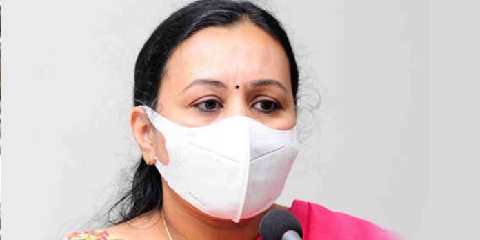 ഐഡന്റിറ്റി കാര്ഡ് പരിശോധന കര്ശനമാക്കാന് നിര്ദ്ദേശം ഐഡന്റിറ്റി കാര്ഡ് പരിശോധന കര്ശനമാക്കാന് നിര്ദ്ദേശം