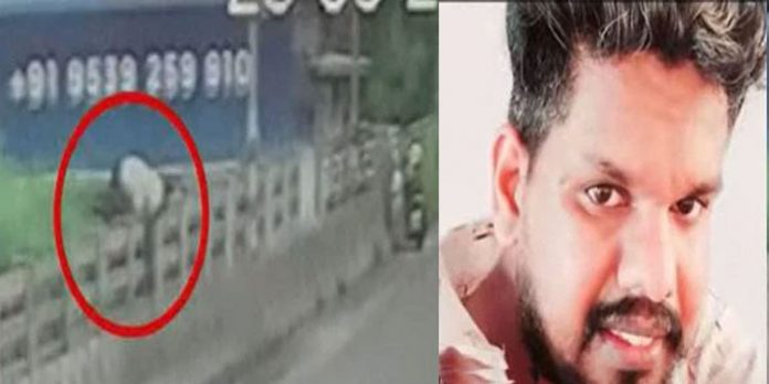 പമ്പയാറ്റില് ചാടിയ യുവാവിനായി തിരച്ചില് തുടരുന്നു പമ്പയാറ്റില് ചാടിയ യുവാവിനായി തിരച്ചില് തുടരുന്നു