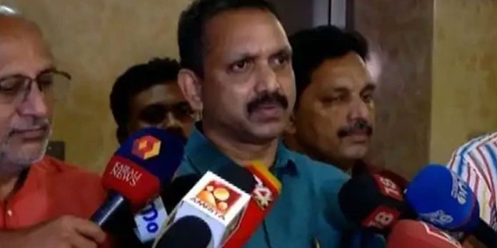 പി.സി ജോര്ജ് സര്ക്കാരിന്റെ പ്രീണന രാഷ്ട്രീയത്തിന്റെ ഇരയാണെന്ന് : കെ.സുരേന്ദ്രന് പറഞ്ഞു പി.സി ജോര്ജ് സര്ക്കാരിന്റെ പ്രീണന രാഷ്ട്രീയത്തിന്റെ ഇരയാണെന്ന് : കെ.സുരേന്ദ്രന് പറഞ്ഞു