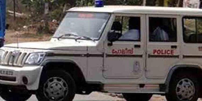 ഓട്ടോ ഡ്രൈവറെ കുത്തി വീഴ്ത്തിയ കേസിലെ പ്രതികള്ക്കായി തിരച്ചില് ഊര്ജ്ജിതമാക്കി ഓട്ടോ ഡ്രൈവറെ കുത്തി വീഴ്ത്തിയ കേസിലെ പ്രതികള്ക്കായി തിരച്ചില് ഊര്ജ്ജിതമാക്കി
