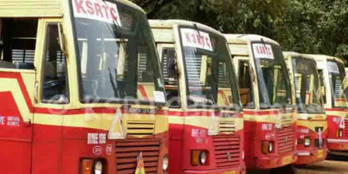 ഇന്ധനക്ഷാമം : കെ.എസ്.ആർ.ടി.സി സർവീസുകൾ മുടങ്ങിയേക്കും ഇന്ധനക്ഷാമം : കെ.എസ്.ആർ.ടി.സി സർവീസുകൾ മുടങ്ങിയേക്കും