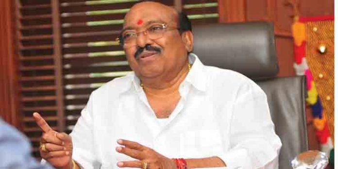 പാര്വതിയുടെ പേര് അല്ഫോന്സ് എന്നാക്കി ; പി.സി ജോര്ജിനോളം മത വര്ഗീയത ആര്ക്കുണ്ടെന്ന് വെള്ളാപ്പള്ളി പാര്വതിയുടെ പേര് അല്ഫോന്സ് എന്നാക്കി ; പി.സി ജോര്ജിനോളം മത വര്ഗീയത ആര്ക്കുണ്ടെന്ന് വെള്ളാപ്പള്ളി