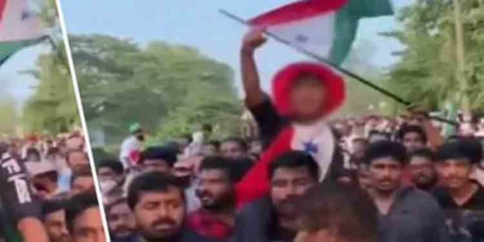 മതവിദ്വേഷ മുദ്രാവാക്യം ; കുട്ടിയുടെ പിതാവിനെയടക്കം അഞ്ച് പേരെ ഇന്ന് കോടതിയില് ഹാജരാക്കാകും മതവിദ്വേഷ മുദ്രാവാക്യം ; കുട്ടിയുടെ പിതാവിനെയടക്കം അഞ്ച് പേരെ ഇന്ന് കോടതിയില് ഹാജരാക്കാകും