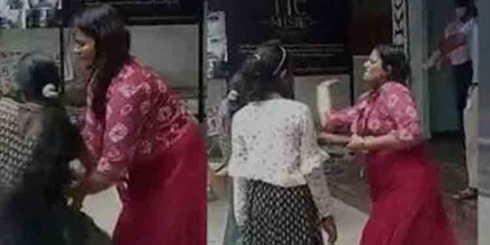 യുവതിക്ക് ബ്യൂട്ടി പാര്ലര് ഉടമയുടെ ക്രൂരമര്ദ്ദനം : അസിസ്റ്റന്റ് കമ്മീഷണര് അന്വേഷിക്കണം – മനുഷ്യാവകാശ കമ്മീഷന് യുവതിക്ക് ബ്യൂട്ടി പാര്ലര് ഉടമയുടെ ക്രൂരമര്ദ്ദനം : അസിസ്റ്റന്റ് കമ്മീഷണര് അന്വേഷിക്കണം – മനുഷ്യാവകാശ കമ്മീഷന്