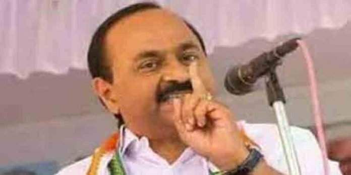കള്ളവോട്ടിന് സി പി എമ്മിന്റെ വലിയ സന്നാഹം ; വി ഡി സതീശന് കള്ളവോട്ടിന് സി പി എമ്മിന്റെ വലിയ സന്നാഹം ; വി ഡി സതീശന്