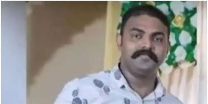 ഭാര്യയുടെ ആത്മഹത്യയില് അറസ്റ്റിലായ പോലീസുകാരന് സസ്പെന്ഷന് ഭാര്യയുടെ ആത്മഹത്യയില് അറസ്റ്റിലായ പോലീസുകാരന് സസ്പെന്ഷന്