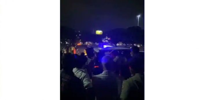 വടക്കുംനാഥ ക്ഷേത്ര മൈതാനത്ത് മദ്യലഹരിയിൽ ചൈനീസ് പടക്കം പൊട്ടിച്ചു ; മൂന്നുപേര് പിടിയില് വടക്കുംനാഥ ക്ഷേത്ര മൈതാനത്ത് മദ്യലഹരിയിൽ ചൈനീസ് പടക്കം പൊട്ടിച്ചു ; മൂന്നുപേര് പിടിയില്