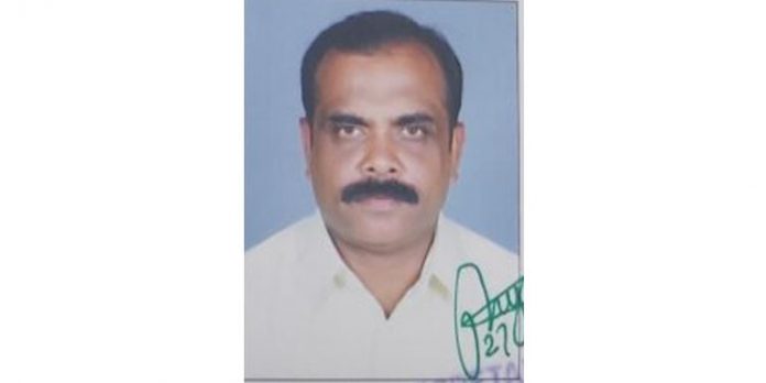 കോന്നി മെഡിക്കല് കോളേജിനു ഉള്ളില് സെക്യൂരിറ്റി ചീഫ് തൂങ്ങി മരിച്ചു കോന്നി മെഡിക്കല് കോളേജിനു ഉള്ളില് സെക്യൂരിറ്റി ചീഫ് തൂങ്ങി മരിച്ചു