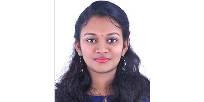 സിവില് സര്വ്വീസ് പരീക്ഷയിൽ ജില്ലയില് ഒന്നാം റാങ്ക് നേടിയ ഹൃദ്യ എസ്.വിജയനെ ആദരിച്ചു സിവില് സര്വ്വീസ് പരീക്ഷയിൽ ജില്ലയില് ഒന്നാം റാങ്ക് നേടിയ ഹൃദ്യ എസ്.വിജയനെ ആദരിച്ചു