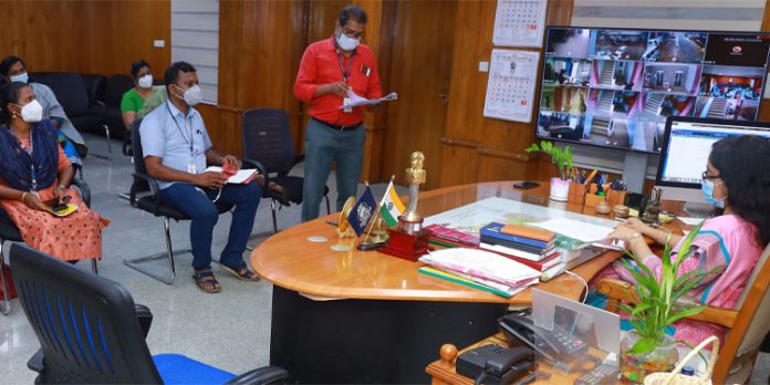 ട്രാന്സ്ജെന്ഡര് ജസ്റ്റിസ്ബോര്ഡ് പുനസംഘടന പാനല് ലിസ്റ്റ് സര്ക്കാരിന് സമര്പ്പിച്ചു ട്രാന്സ്ജെന്ഡര് ജസ്റ്റിസ്ബോര്ഡ് പുനസംഘടന പാനല് ലിസ്റ്റ് സര്ക്കാരിന് സമര്പ്പിച്ചു