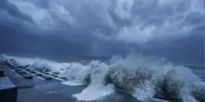 അസാനി ചുഴലിക്കാറ്റ് ഇന്ന് വൈകീട്ടോടെ ആന്ധ്രാപ്രദേശ് തീരത്ത് അസാനി ചുഴലിക്കാറ്റ് ഇന്ന് വൈകീട്ടോടെ ആന്ധ്രാപ്രദേശ് തീരത്ത്