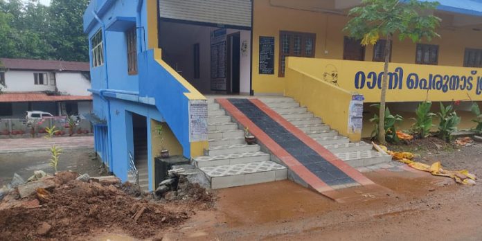 നിയമം നടപ്പിലാക്കേണ്ട പഞ്ചായത്തു തന്നെ നിയമലംഘനം നടത്തുന്നതായി ആരോപണം നിയമം നടപ്പിലാക്കേണ്ട പഞ്ചായത്തു തന്നെ നിയമലംഘനം നടത്തുന്നതായി ആരോപണം