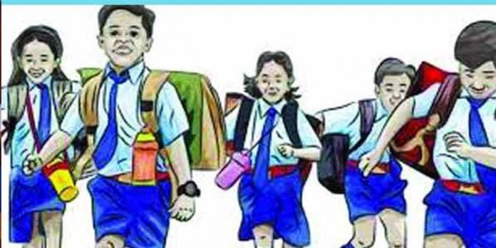 അധ്യയനവർഷാരംഭം : ക്രമീകരങ്ങളൊരുക്കി പോലീസ് അധ്യയനവർഷാരംഭം : ക്രമീകരങ്ങളൊരുക്കി പോലീസ്