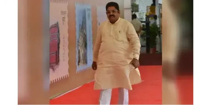 അവധിക്കാലം ആഘോഷിക്കാനെത്തിയ ശിവസേന നേതാവ് ദുബൈയിൽ മരിച്ചു അവധിക്കാലം ആഘോഷിക്കാനെത്തിയ ശിവസേന നേതാവ് ദുബൈയിൽ മരിച്ചു