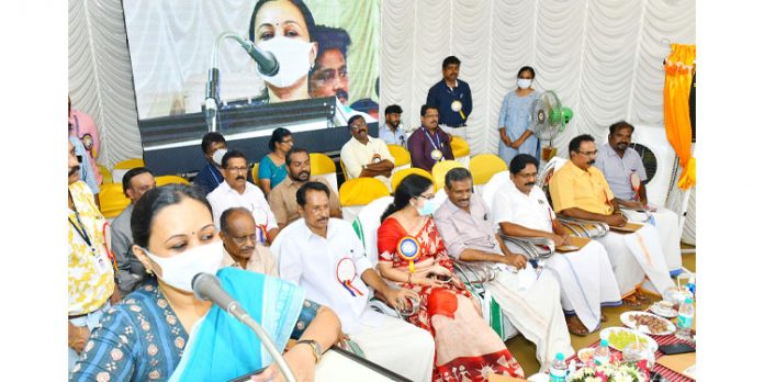 ജില്ലയുടെ സര്വോന്മുഖ വളര്ച്ചയ്ക്ക് 220 കെവിജിഐഎസ് സബ്സ്റ്റേഷന് വഴിയൊരുക്കും : മന്ത്രി വീണാ ജോര്ജ് ജില്ലയുടെ സര്വോന്മുഖ വളര്ച്ചയ്ക്ക് 220 കെവിജിഐഎസ് സബ്സ്റ്റേഷന് വഴിയൊരുക്കും : മന്ത്രി വീണാ ജോര്ജ്