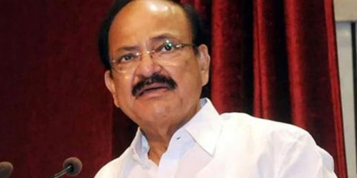 അധഃസ്ഥിതരിലേക്ക് വിദ്യാഭ്യാസം എത്തിക്കാനുള്ള ദേശീയ ശ്രമത്തിൽ പങ്കുചേരാൻ വിദ്യാർത്ഥികളോട് ഉപരാഷ്ട്രപതി അധഃസ്ഥിതരിലേക്ക് വിദ്യാഭ്യാസം എത്തിക്കാനുള്ള ദേശീയ ശ്രമത്തിൽ പങ്കുചേരാൻ വിദ്യാർത്ഥികളോട് ഉപരാഷ്ട്രപതി