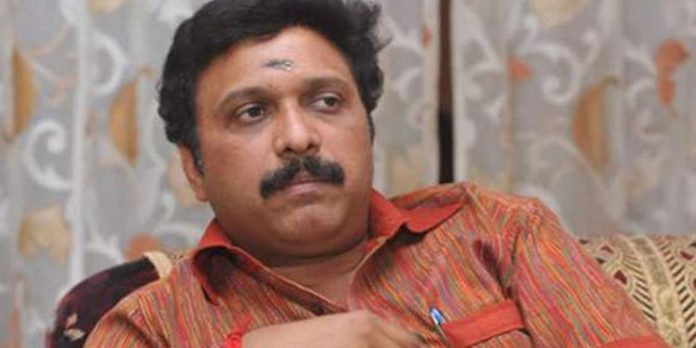 കെഎസ്ആർടിസിയെ രക്ഷിക്കാൻ ഗതാഗത വകുപ്പ് സിപിഎം ഏറ്റെടുക്കണം : കെ ബി ഗണേഷ് കുമാർ കെഎസ്ആർടിസിയെ രക്ഷിക്കാൻ ഗതാഗത വകുപ്പ് സിപിഎം ഏറ്റെടുക്കണം : കെ ബി ഗണേഷ് കുമാർ
