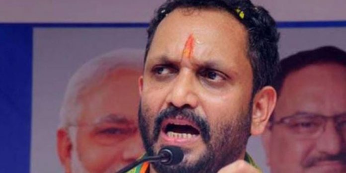 സാബു എം ജേക്കബിനെ ആക്രമിച്ച ഇരുമുന്നണികളും ട്വന്റി ട്വന്റിക്ക് പിന്നാലെ – കെ.സുരേന്ദ്രൻ സാബു എം ജേക്കബിനെ ആക്രമിച്ച ഇരുമുന്നണികളും ട്വന്റി ട്വന്റിക്ക് പിന്നാലെ – കെ.സുരേന്ദ്രൻ