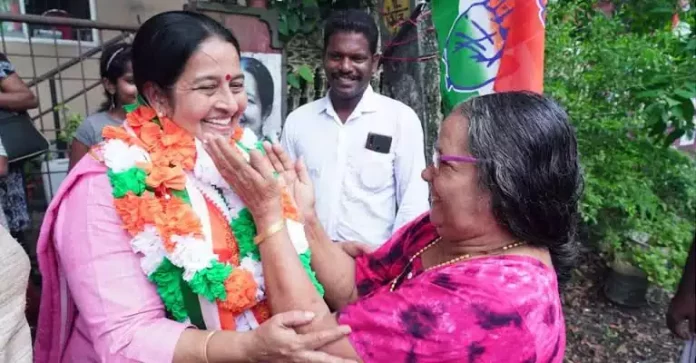 വോട്ടര്മാര്ക്കും പ്രവര്ത്തകര്ക്കും നന്ദി പറഞ്ഞ് ഉമ തോമസ് വോട്ടര്മാര്ക്കും പ്രവര്ത്തകര്ക്കും നന്ദി പറഞ്ഞ് ഉമ തോമസ്