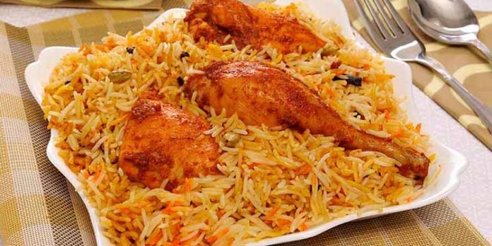 ഹരിപ്പാട് ഹോട്ടലിൽ നിന്ന് വാങ്ങിയ ബിരിയാണിയില് അട്ട ; ഹോട്ടൽ പൂട്ടിച്ചു ഹരിപ്പാട് ഹോട്ടലിൽ നിന്ന് വാങ്ങിയ ബിരിയാണിയില് അട്ട ; ഹോട്ടൽ പൂട്ടിച്ചു
