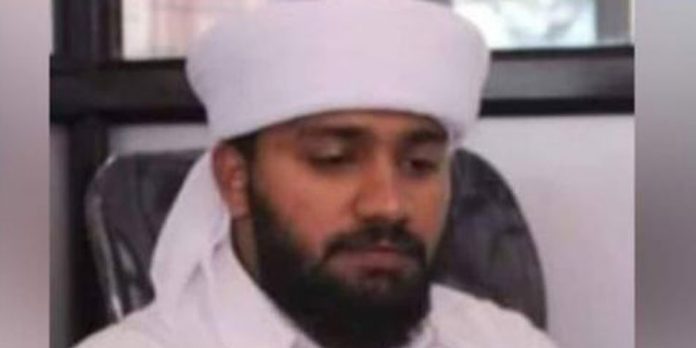 സ്ത്രീധന പീഡനം മദ്രസ അധ്യാപകന് റിമാന്ഡില് ; അറസ്റ്റ് ഭാര്യയുടെ പരാതിയെ തുടര്ന്ന് സ്ത്രീധന പീഡനം മദ്രസ അധ്യാപകന് റിമാന്ഡില് ; അറസ്റ്റ് ഭാര്യയുടെ പരാതിയെ തുടര്ന്ന്