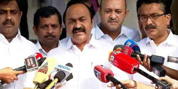 തൃക്കാക്കരയിൽ മന്ത്രിമാർ ജാതി നോക്കി വോട്ട് പിടിക്കുന്നു ; മതേതര കേരളത്തിന് അപമാനമെന്ന് വിഡി സതീശന് തൃക്കാക്കരയിൽ മന്ത്രിമാർ ജാതി നോക്കി വോട്ട് പിടിക്കുന്നു ; മതേതര കേരളത്തിന് അപമാനമെന്ന് വിഡി സതീശന്