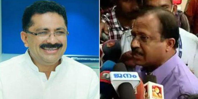 താനിരിക്കേണ്ടിടത്ത് താനിരുന്നില്ലെങ്കിൽ ഇളിഭ്യാനാകേണ്ടിവരും ; വി.മുരളീധരനെ പരിഹസിച്ച് കെ.ടി ജലീല് താനിരിക്കേണ്ടിടത്ത് താനിരുന്നില്ലെങ്കിൽ ഇളിഭ്യാനാകേണ്ടിവരും ; വി.മുരളീധരനെ പരിഹസിച്ച് കെ.ടി ജലീല്