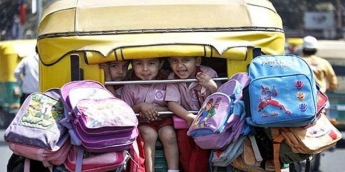 സ്കൂള് തുറക്കല് ; മാര്ഗ്ഗനിര്ദ്ദേശങ്ങള് പുറപ്പെടുവിച്ച് പോലീസ് മേധാവി സ്കൂള് തുറക്കല് ; മാര്ഗ്ഗനിര്ദ്ദേശങ്ങള് പുറപ്പെടുവിച്ച് പോലീസ് മേധാവി