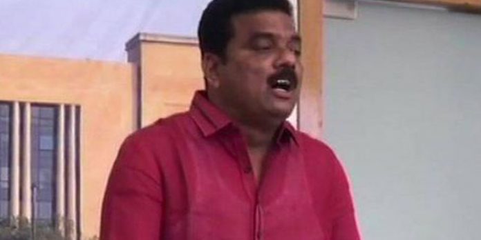 ഗുജറാത്ത് ; കോൺഗ്രസ് എംഎൽഎ അശ്വിൻ കോട്വാൾ രാജിവെച്ചു – ഉടൻ ബിജെപിയിൽ ചേരും ഗുജറാത്ത് ; കോൺഗ്രസ് എംഎൽഎ അശ്വിൻ കോട്വാൾ രാജിവെച്ചു – ഉടൻ ബിജെപിയിൽ ചേരും