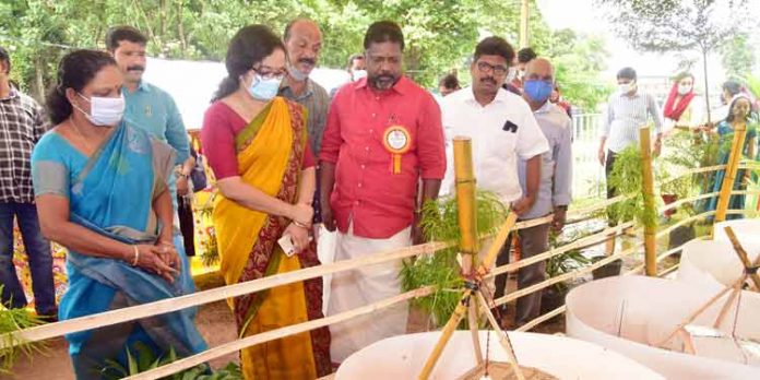 എന്റെ കേരളം പ്രദര്ശന വിപണന മേളയിലെ മികച്ച തീം സ്റ്റാളായി കിഫ്ബി തെരഞ്ഞെടുക്കപ്പെട്ടു എന്റെ കേരളം പ്രദര്ശന വിപണന മേളയിലെ മികച്ച തീം സ്റ്റാളായി കിഫ്ബി തെരഞ്ഞെടുക്കപ്പെട്ടു