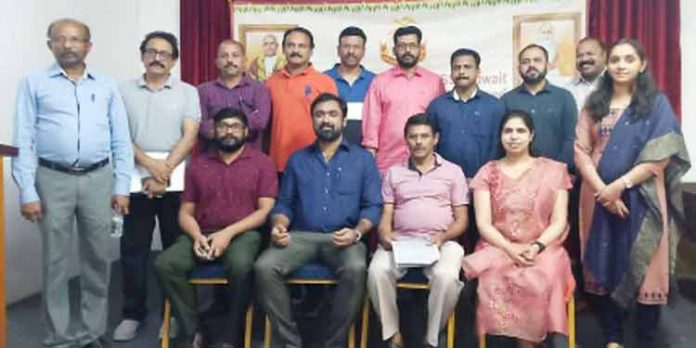 എന്.എസ്.എസ്.കുവൈറ്റ് ഭാരവാഹികളെ തെരഞ്ഞെടുത്തു ; പ്രസിഡന്റ് പ്രതാപ ചന്ദ്രന്, ജനറല് സെക്രട്ടറിയായി കാര്ത്തിക് നാരായണന് എന്.എസ്.എസ്.കുവൈറ്റ് ഭാരവാഹികളെ തെരഞ്ഞെടുത്തു ; പ്രസിഡന്റ് പ്രതാപ ചന്ദ്രന്, ജനറല് സെക്രട്ടറിയായി കാര്ത്തിക് നാരായണന്
