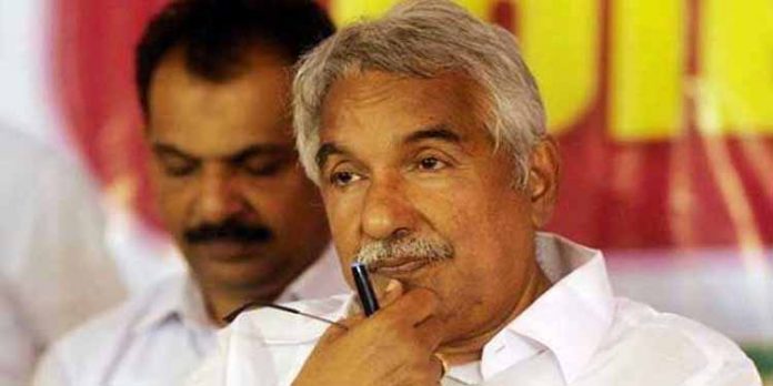 സോളാര് കേസ് ; മുഖ്യമന്ത്രിയുടെ ക്ലിഫ് ഹൗസില് തെളിവെടുപ്പ് സോളാര് കേസ് ; മുഖ്യമന്ത്രിയുടെ ക്ലിഫ് ഹൗസില് തെളിവെടുപ്പ്