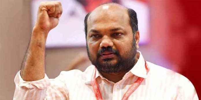 ഇരിക്കുന്ന പദവി പരിഹാസ്യമാക്കരുത് – തിരിച്ചറിവ് വേണം ; ഗവർണർക്കെതിരെ പി രാജീവ് ഇരിക്കുന്ന പദവി പരിഹാസ്യമാക്കരുത് – തിരിച്ചറിവ് വേണം ; ഗവർണർക്കെതിരെ പി രാജീവ്