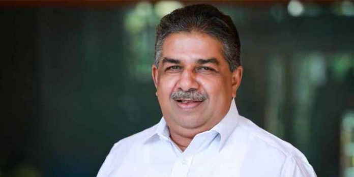 ഹൈക്കോടതി വിധിയില് പ്രതികരിച്ച് മുൻമന്ത്രി സജി ചെറിയാൻ ഹൈക്കോടതി വിധിയില് പ്രതികരിച്ച് മുൻമന്ത്രി സജി ചെറിയാൻ