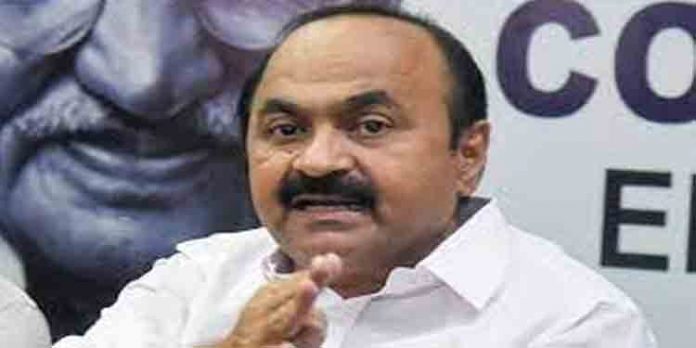 എൻഎസ്എസ് ജനറൽ സെക്രട്ടറി സുകുമാരൻ നായരുടെ വിമർശനത്തിന് മറുപടി നൽകി വി ഡി സതീശൻ എൻഎസ്എസ് ജനറൽ സെക്രട്ടറി സുകുമാരൻ നായരുടെ വിമർശനത്തിന് മറുപടി നൽകി വി ഡി സതീശൻ