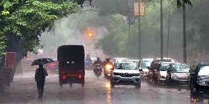 കേരളത്തില് ഇന്ന് ഒറ്റപ്പെട്ട മഴയ്ക്ക് സാധ്യത ; മത്സ്യബന്ധന തൊഴിലാളികള് കടലില് പോകരുതെന്ന് നിര്ദ്ദേശം കേരളത്തില് ഇന്ന് ഒറ്റപ്പെട്ട മഴയ്ക്ക് സാധ്യത ; മത്സ്യബന്ധന തൊഴിലാളികള് കടലില് പോകരുതെന്ന് നിര്ദ്ദേശം