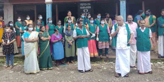 വെച്ചൂച്ചിറ ഗ്രാമപഞ്ചായത്ത് ഹരിത കർമ്മ സേന പ്രവർത്തനം പുനരാരംഭിച്ചു വെച്ചൂച്ചിറ ഗ്രാമപഞ്ചായത്ത് ഹരിത കർമ്മ സേന പ്രവർത്തനം പുനരാരംഭിച്ചു
