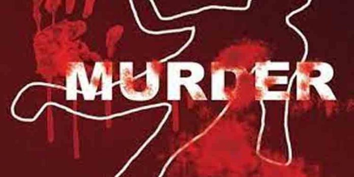 സംശയത്തെ തുടര്ന്ന് ഭര്ത്താവ് ഭാര്യയെ മദ്യലഹരിയില് തലയ്ക്കടിച്ച് കൊന്നു സംശയത്തെ തുടര്ന്ന് ഭര്ത്താവ് ഭാര്യയെ മദ്യലഹരിയില് തലയ്ക്കടിച്ച് കൊന്നു