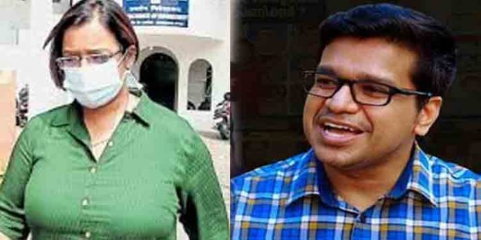 മടിയില് കനമില്ലെങ്കില് വഴിയില് പേടിക്കേണ്ട, ഉപ്പു തിന്നവന് വെള്ളം കുടിക്കും ; സ്വപ്നയുടെ വെളിപ്പെടുത്തല് പിണറായിയെ ട്രോളി ശ്രീജിത് പണിക്കര് മടിയില് കനമില്ലെങ്കില് വഴിയില് പേടിക്കേണ്ട, ഉപ്പു തിന്നവന് വെള്ളം കുടിക്കും ; സ്വപ്നയുടെ വെളിപ്പെടുത്തല് പിണറായിയെ ട്രോളി ശ്രീജിത് പണിക്കര്