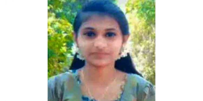 വിദ്യാര്ഥിനി ചെള്ള് പനി ബാധിച്ച് മരിച്ചു വിദ്യാര്ഥിനി ചെള്ള് പനി ബാധിച്ച് മരിച്ചു