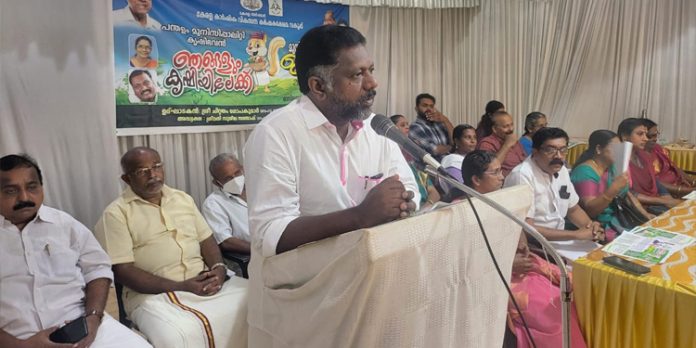 കാര്ഷിക മേഖലയില് സ്വയംപര്യാപ്തത കൈവരിക്കണം : ഡെപ്യൂട്ടി സ്പീക്കര് കാര്ഷിക മേഖലയില് സ്വയംപര്യാപ്തത കൈവരിക്കണം : ഡെപ്യൂട്ടി സ്പീക്കര്