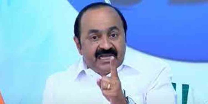 ആരോപണങ്ങള് നുണയാണെങ്കില് അതിനെ എന്തുകൊണ്ട് മുഖ്യമന്ത്രി നിയമവഴിയിലൂടെ നേരിടാത്തത് : വി.ഡി സതീശന് ആരോപണങ്ങള് നുണയാണെങ്കില് അതിനെ എന്തുകൊണ്ട് മുഖ്യമന്ത്രി നിയമവഴിയിലൂടെ നേരിടാത്തത് : വി.ഡി സതീശന്